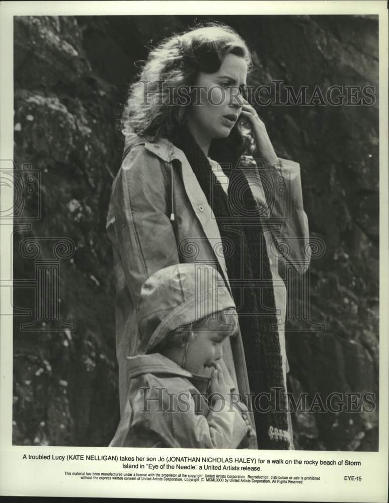 1981 Press Photo Kate Nelligan &amp; Jonathan Nicholas Haley in &quot;Eye of the Needle&quot;- Historic Images