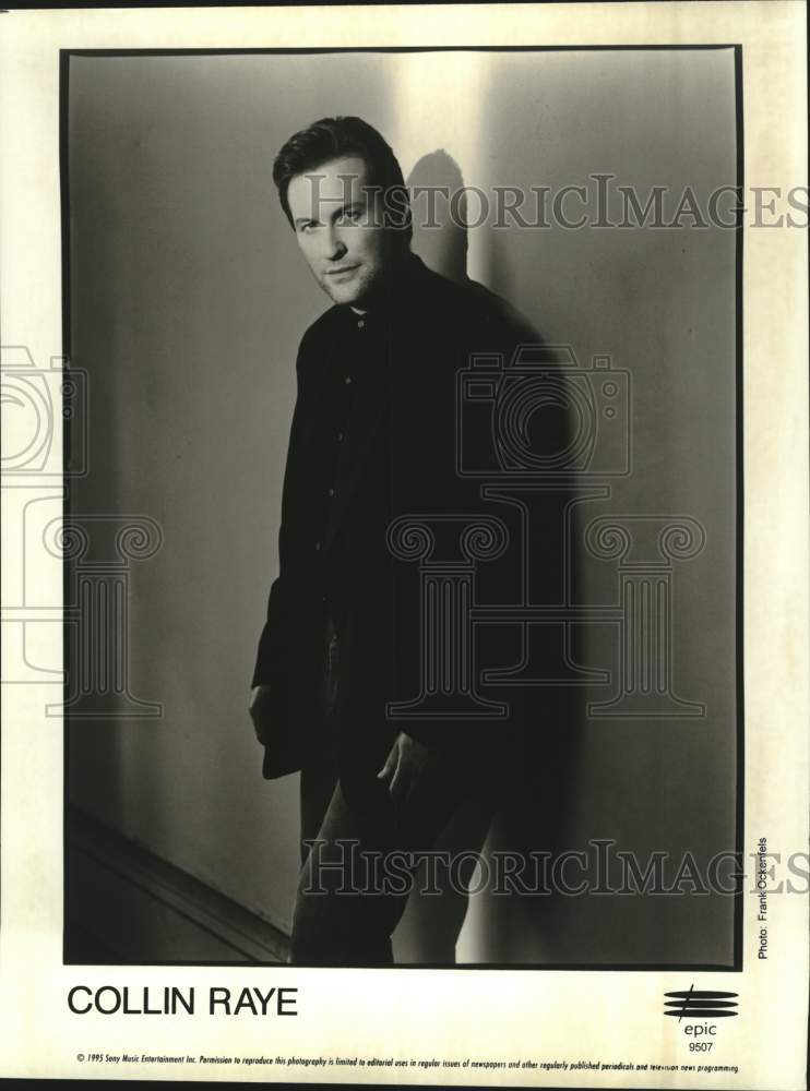 1995 Press Photo Singer Collin Raye will appear at Proctor&#39;s Theatre 10/7/1999- Historic Images