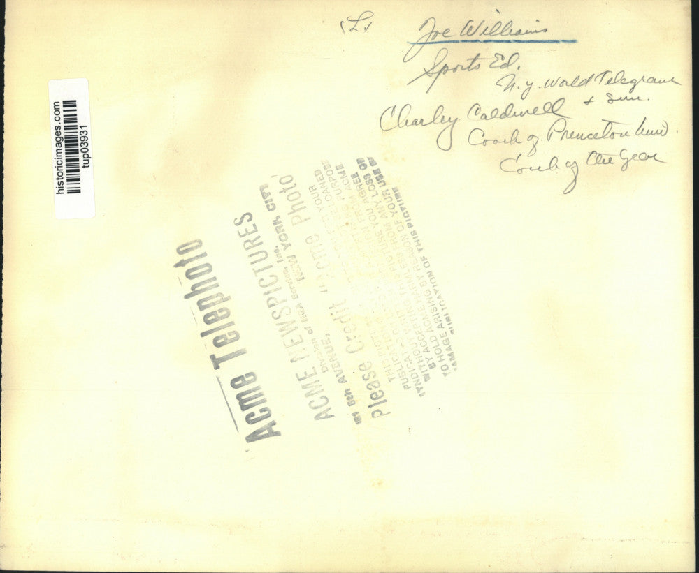 1951 Press Photo Joe Williams presents plaque to Charley Caldwell in Dallas, TX