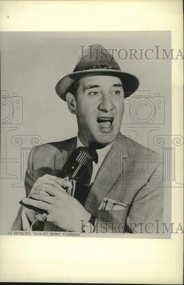 1958 Press Photo Henny Youngman, Violinist and Comedian - tup04274