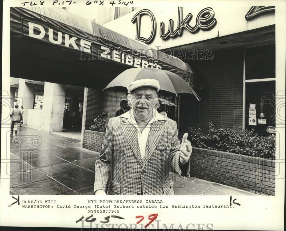 1979 Press Photo David George (Duke) Zeibert at his Washington, DC restaurant- Historic Images