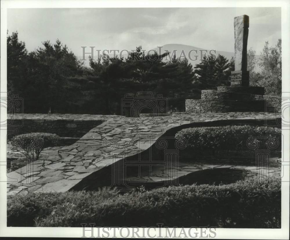 1989 Press Photo Harvey Fite's quarry sculpture, Opus 40, Saugerties, New York- Historic Images