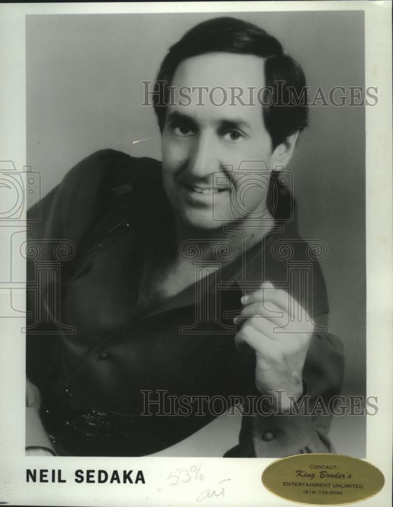1984 Press Photo Singer Neil Sedaka - tup04891- Historic Images