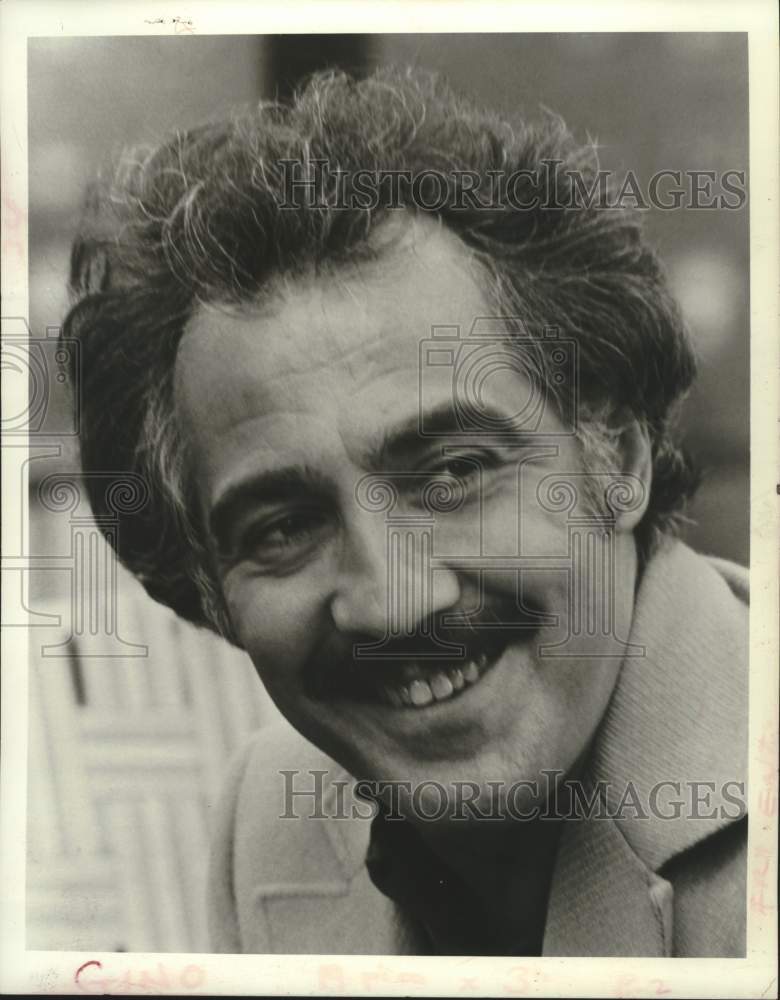 1976 Press Photo Actor Gino Morra - tup05207- Historic Images