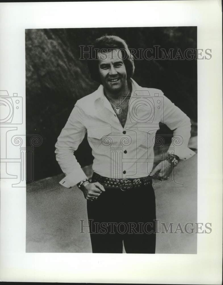 1977 Press Photo Country music singer Tommy Overstreet - tup05399- Historic Images