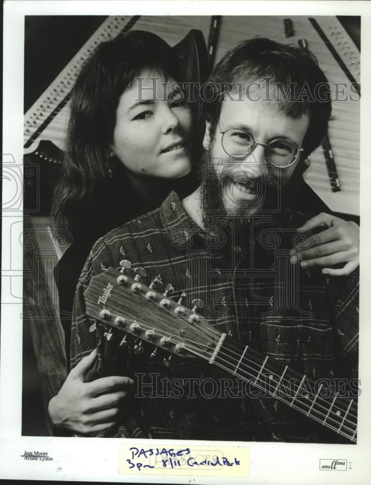 1991 Press Photo New York musical artists Jem Moore & Ariane Lydon - tup05597- Historic Images