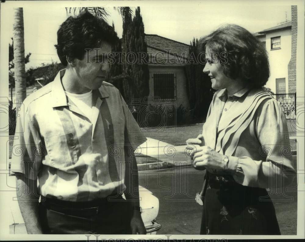 1981 Press Photo Adam Arkin &amp; Helen Shaver costar in &quot;Jessica Novak&quot; on CBS- Historic Images