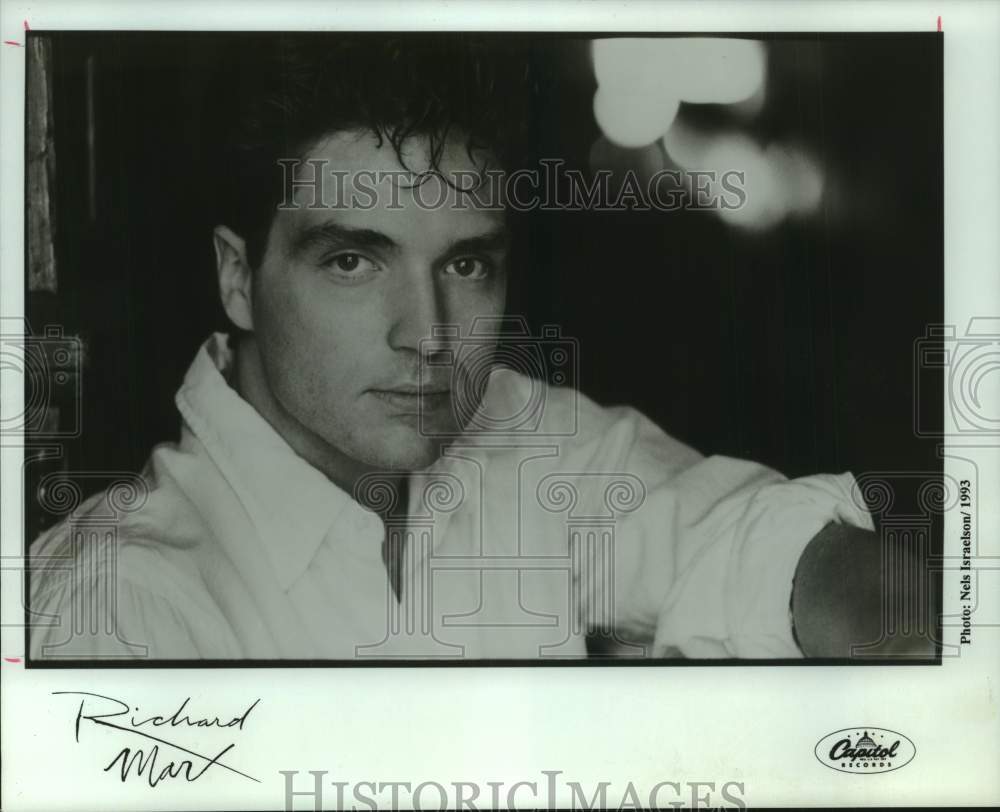 1993 Press Photo Capitol Records recording artist Richard Marx - tup05854- Historic Images