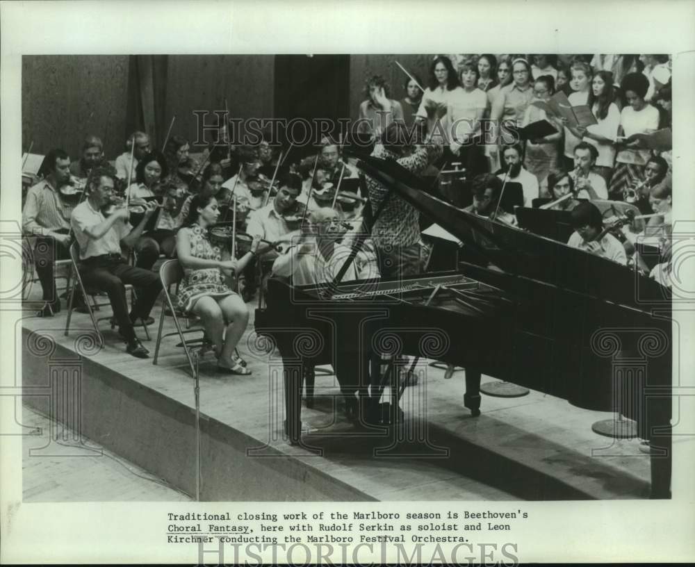 1989 Press Photo The Marlboro Festival Orchestra performs Beethoven, New York- Historic Images