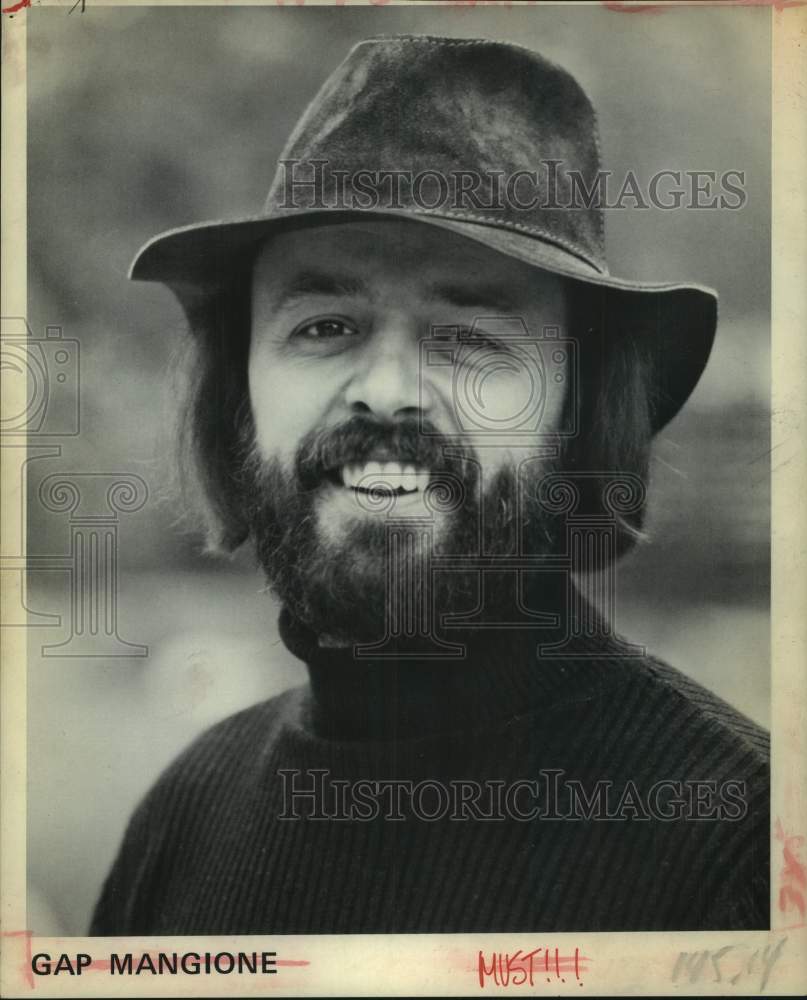 1975 Press Photo Musical artist Gap Mangione - tup06083- Historic Images