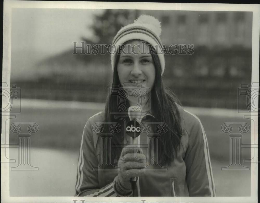 1980 Press Photo Shiela Young Ochowicz hosts Olympic coverage on ABC Television- Historic Images