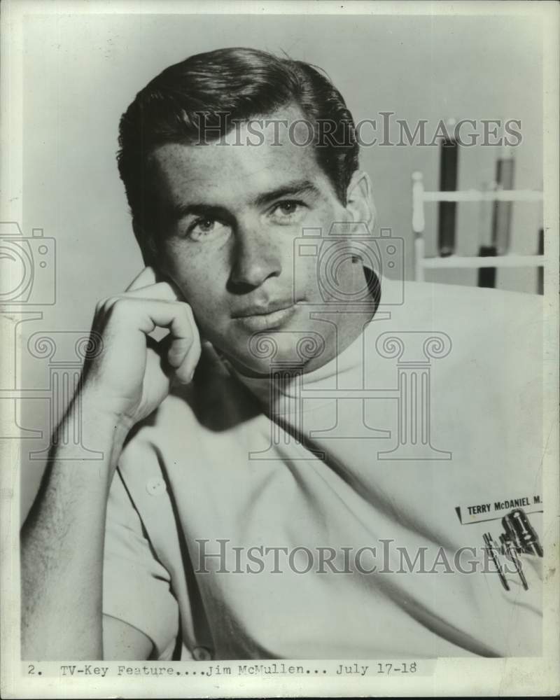 1965 Press Photo Actor Jim McMullen portrays a doctor in television show