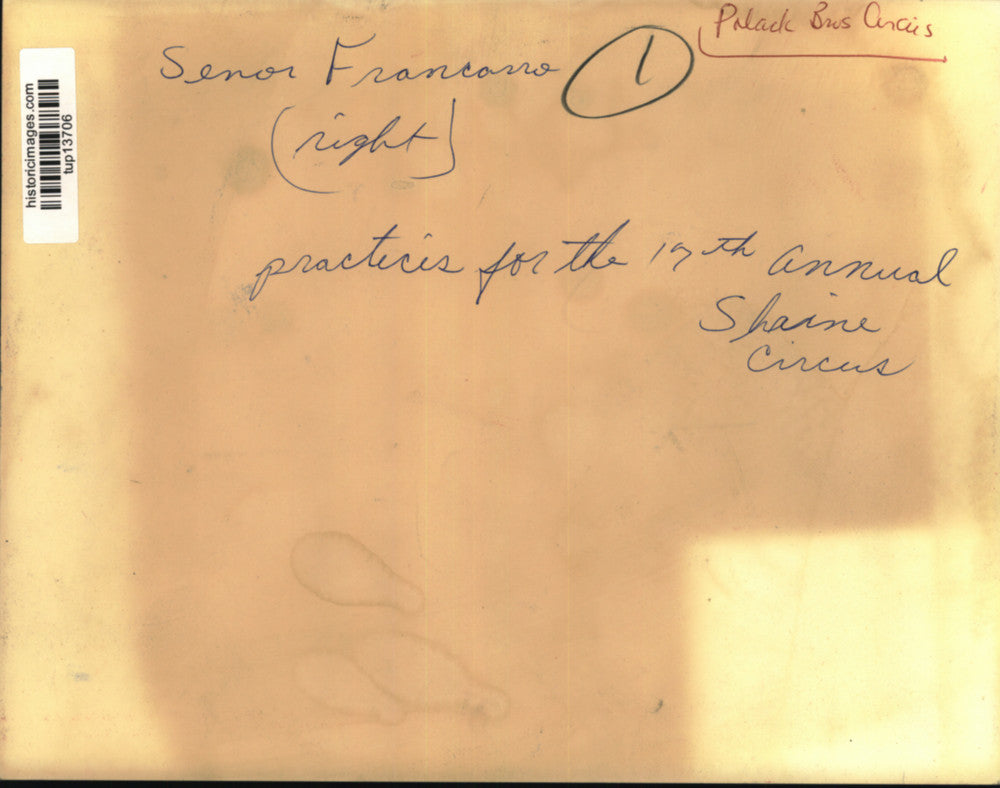 Press Photo Senor Francarro practices Shriner Circus performance - tup13706