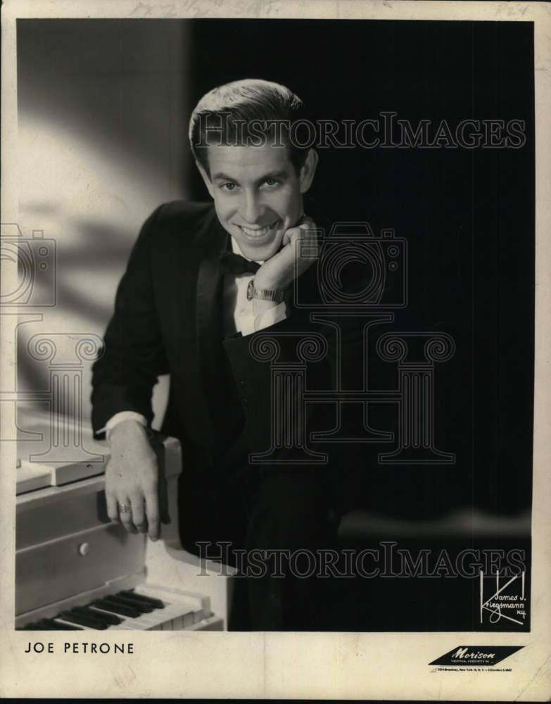 Press Photo Musical artist Joe Petrone - tup14648