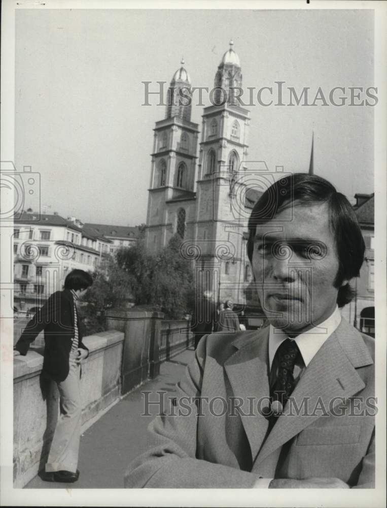Press Photo NBC News Correspondent Lloyd Dobyns in Zurich - tup21284