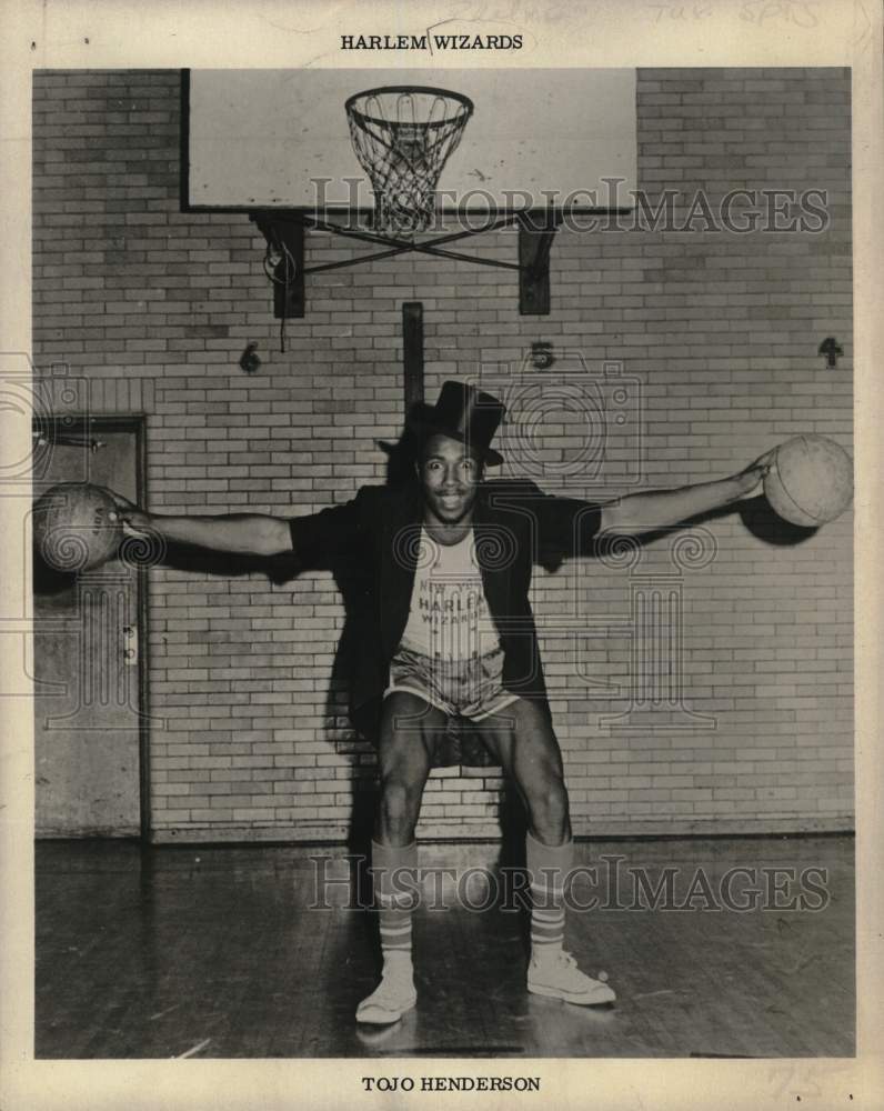 1970 Press Photo Tojo Henderson, star of the Harlem Wizards basketball team- Historic Images