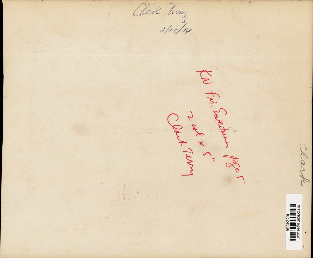 1974 Press Photo Clark Terry with Horn - tup24566