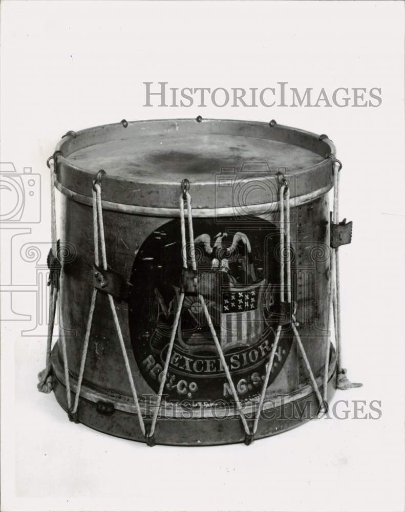 Load image into Gallery viewer, Press Photo NYS National Guard Snare Drum, c. 1864, in New York State Museum
