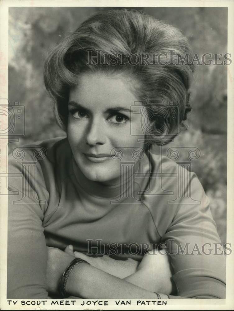 1968 Press Photo Actress Joyce Van Patten - tup26549- Historic Images