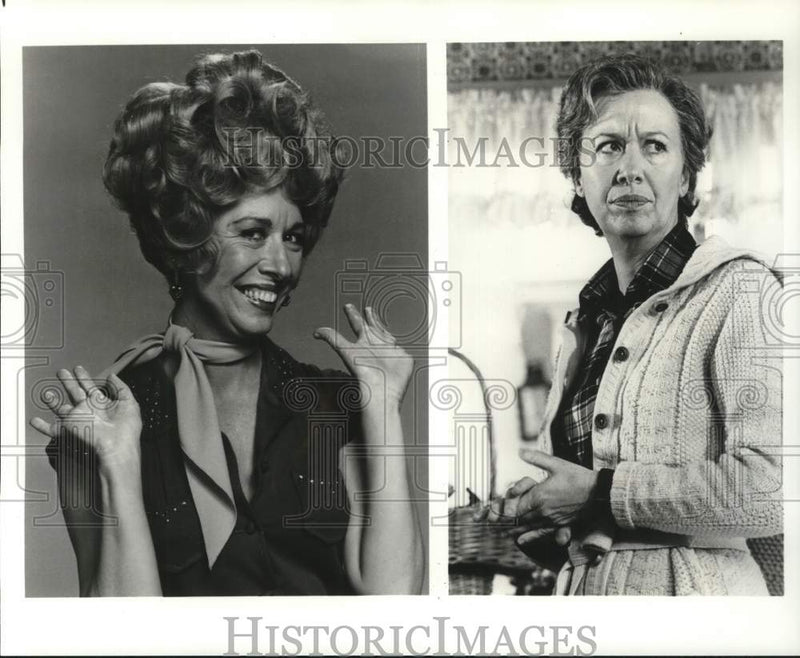 Load image into Gallery viewer, Press Photo Polly Holliday (Flo) stars in "The Gift of Love: A Christmas Story"
