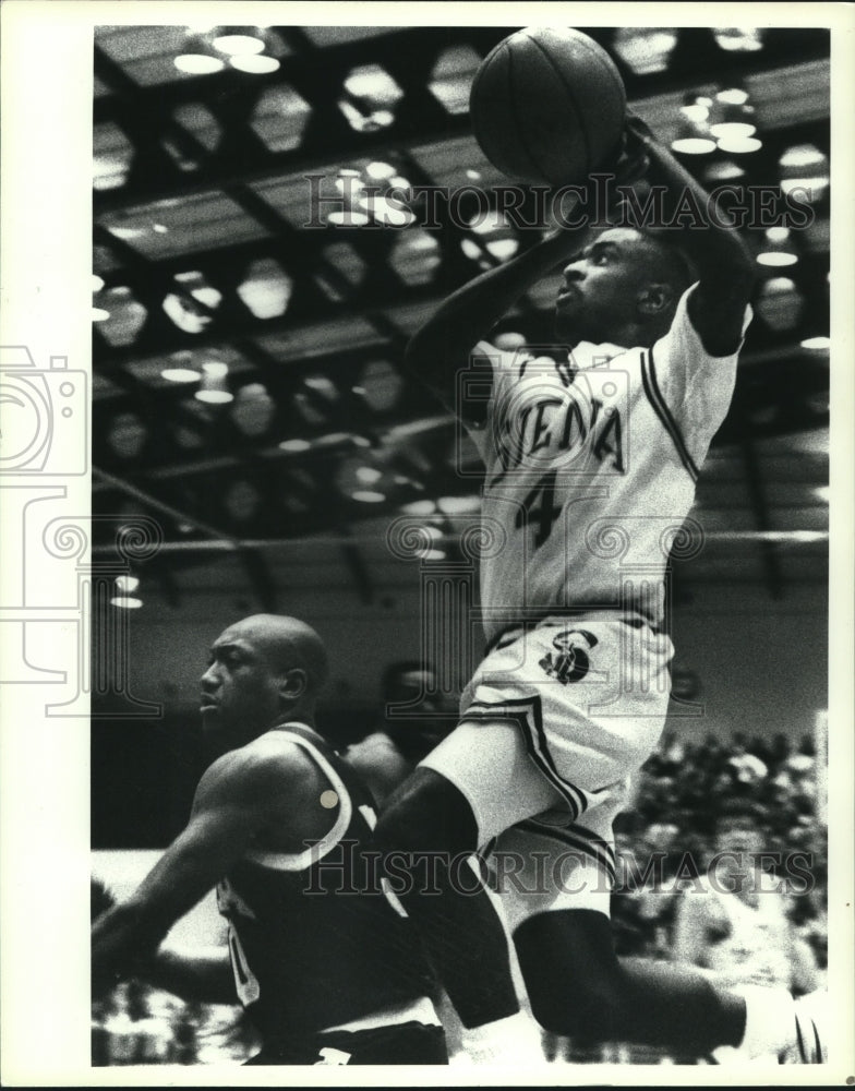 Press Photo Siena New York college basketball player Mark Brown shooting- Historic Images