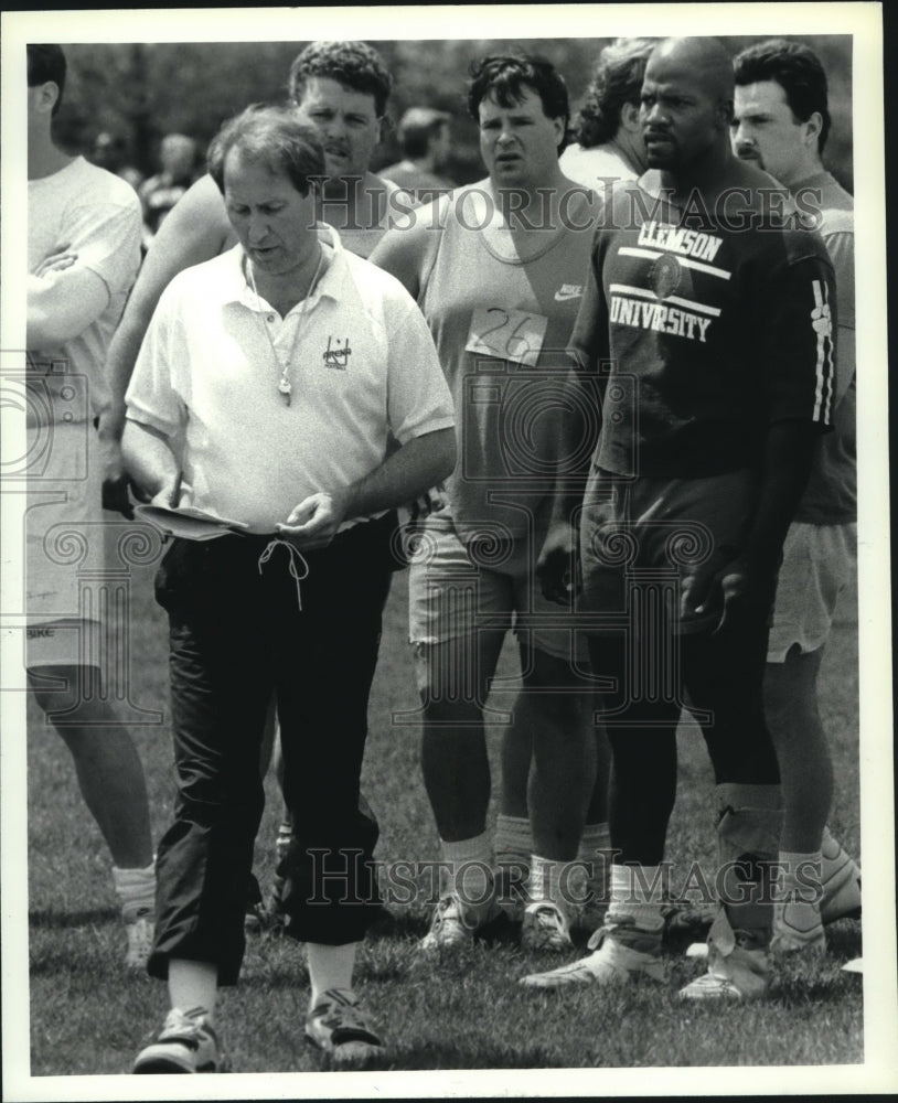 1990 Press Photo Arena football tryouts at State University of New York, Albany- Historic Images