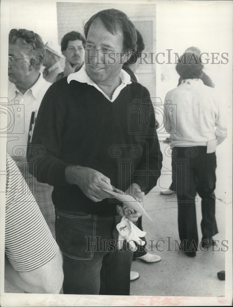 Press Photo Golfer Ralph Montoya in New York - tus00114- Historic Images