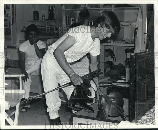 Press Photo Jockey Richard Migliare gets his gear ready - tus00775- Historic Images