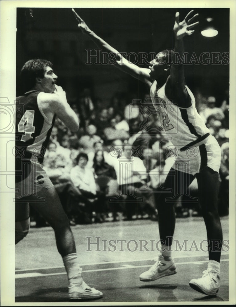 1987 Press Photo Charleston Gunners visit the Albany Patroons in New York- Historic Images