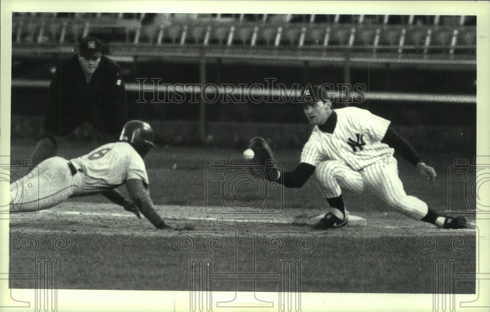 1989 Press Photo Albany-Colonie Yankees action, Heritage Park, Colonie, New York- Historic Images