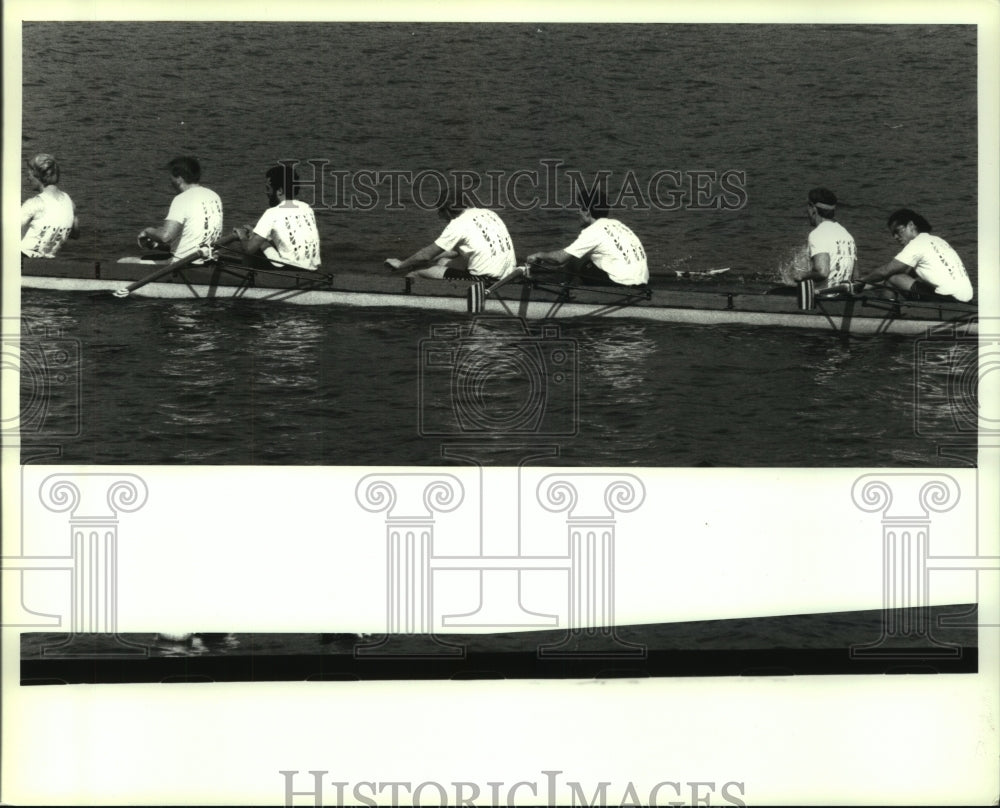 1990 Press Photo Rowers compete in Empire State Regatta in Albany, New York- Historic Images