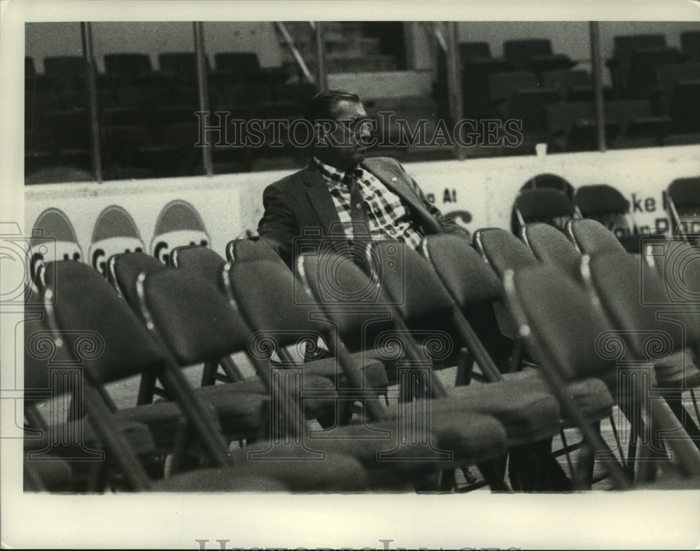Press Photo Siena College Athletic Director Bill Kirsch in New York - tus02612- Historic Images