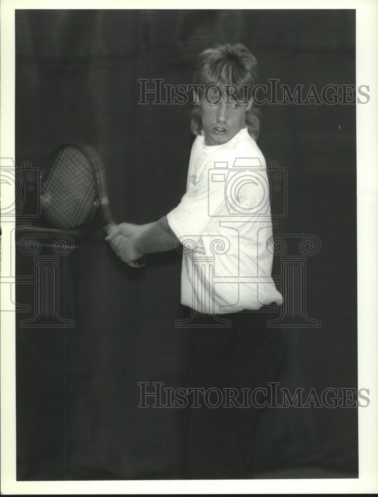 1989 Press Photo Tennis player Travis Boyd returns shot during match in New York- Historic Images