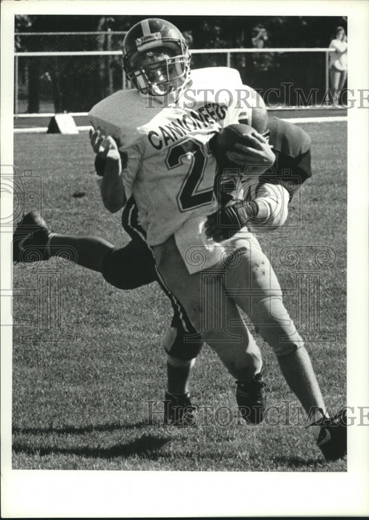 Press Photo Watervliet football player