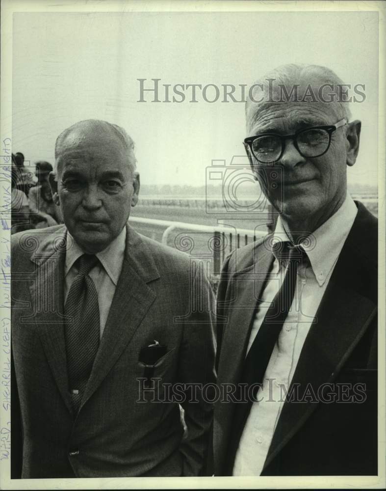 1980 Press Photo Two unidentified men pose at Saratoga Race Track, New York- Historic Images