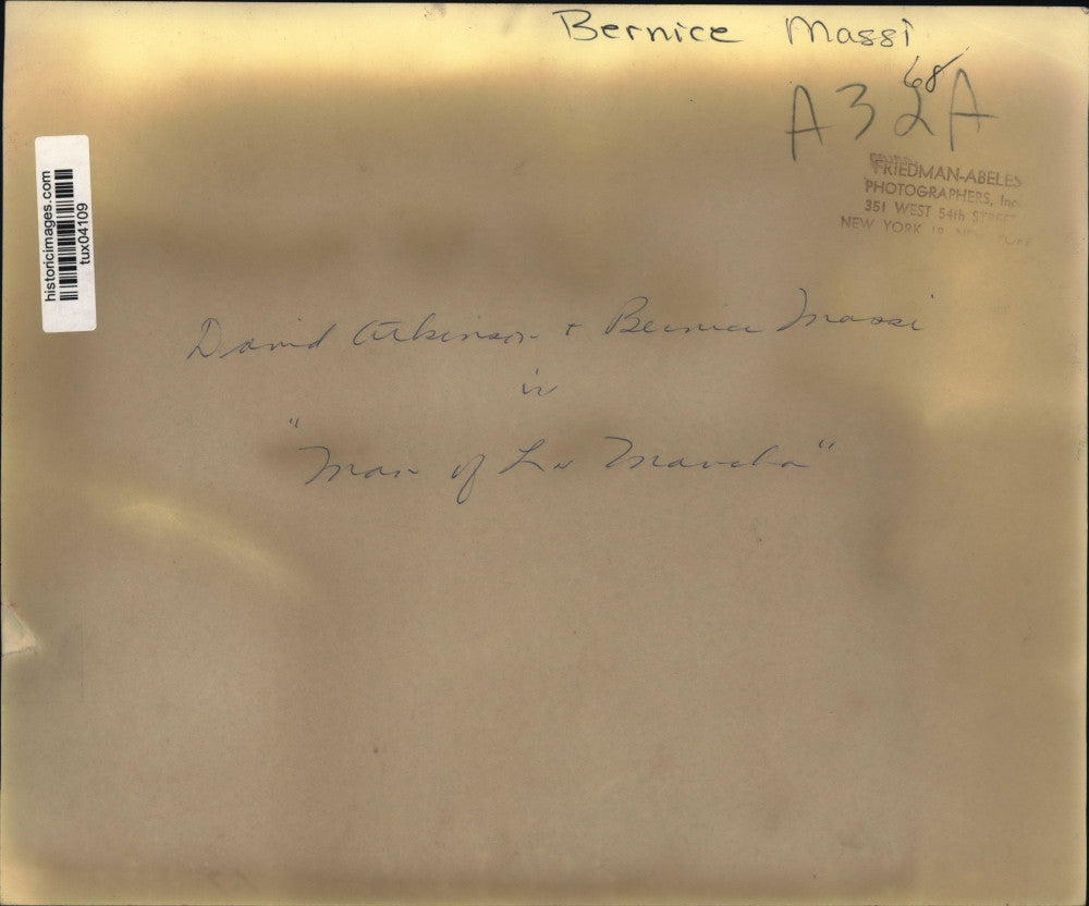 Press Photo David Atkinson & Bernice Massi in "Man of La Mancha" - tux04109