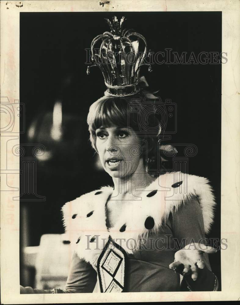 1975 Press Photo Carol Burnett in scene from movie - tux04536