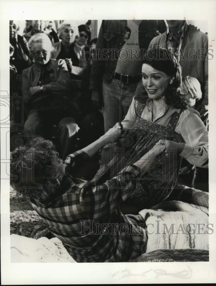 1983 Press Photo Ellen Burstyn stars in "Resurrection" on ABC Television