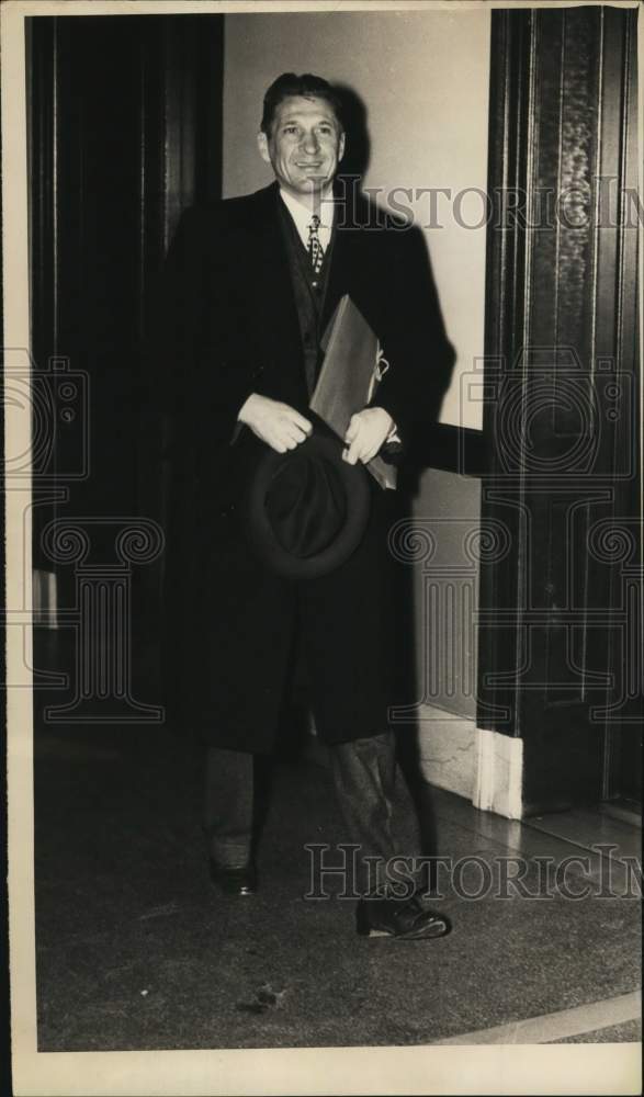 1944 Press Photo New York attorney Ansley Borkowski - tux04580