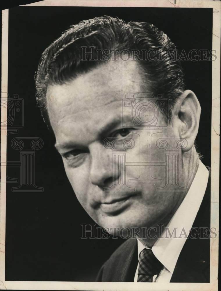 Press Photo Television news correspondent David Brinkley - tux05692