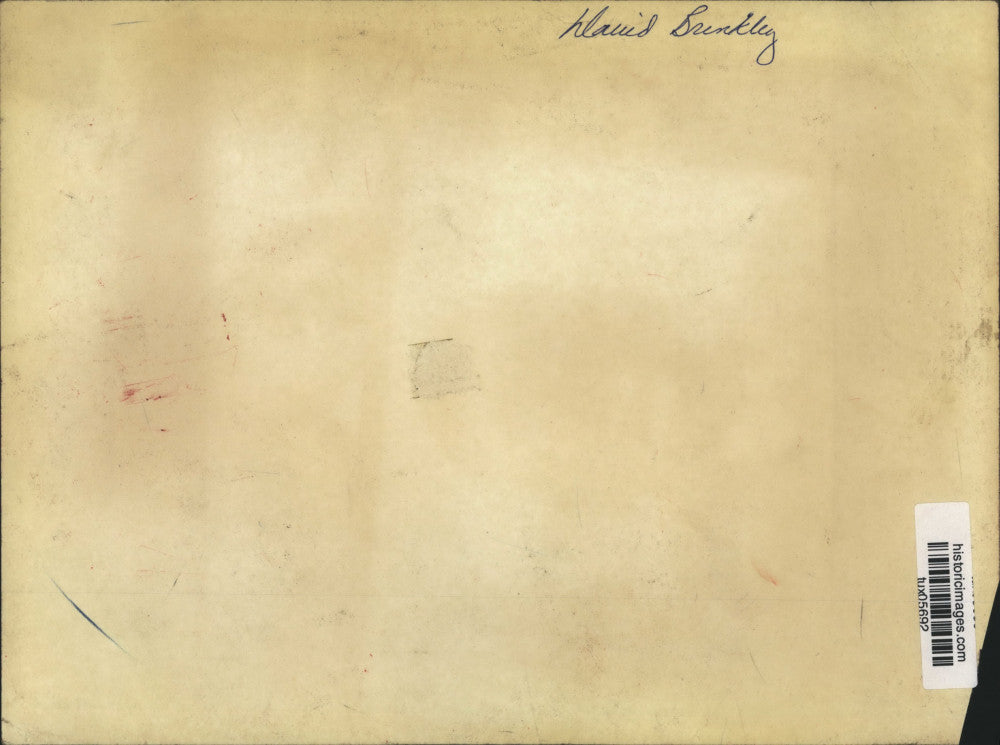 Press Photo Television news correspondent David Brinkley - tux05692