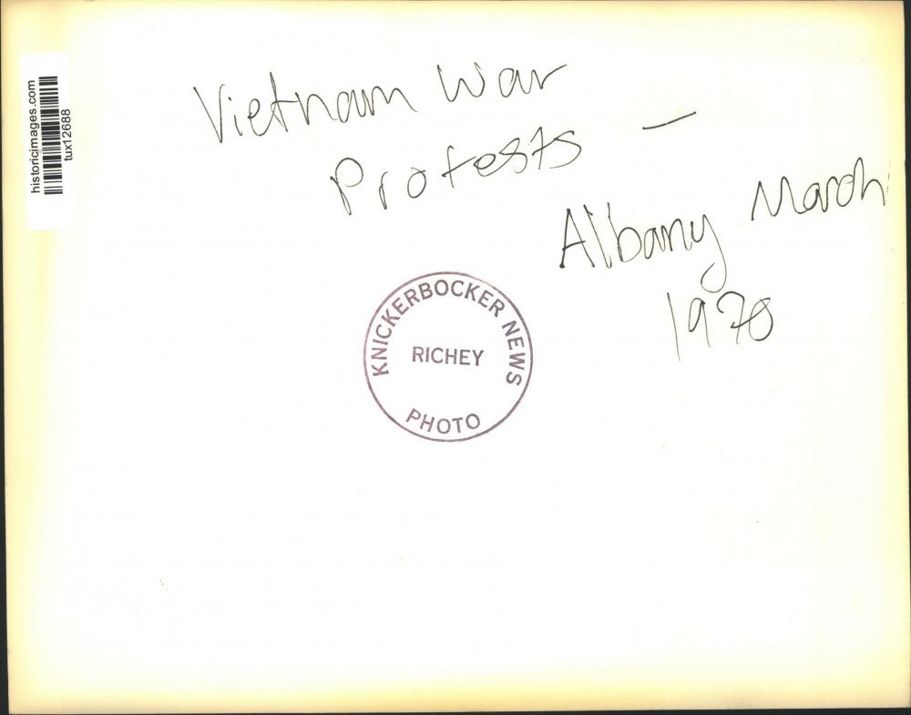 1970 Press Photo Demonstrator Carried Away at Vietnam War Protest in Albany