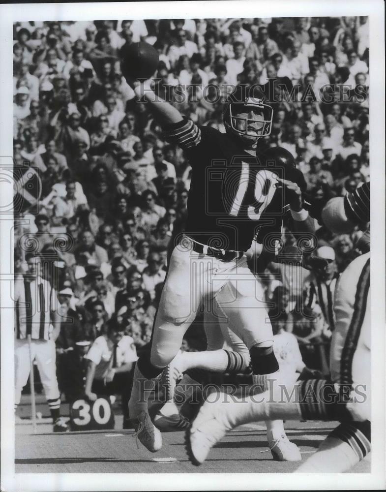 1976 Press Photo Chicago Bears football quarterback, Gary Huff - sps06773 - Historic Images