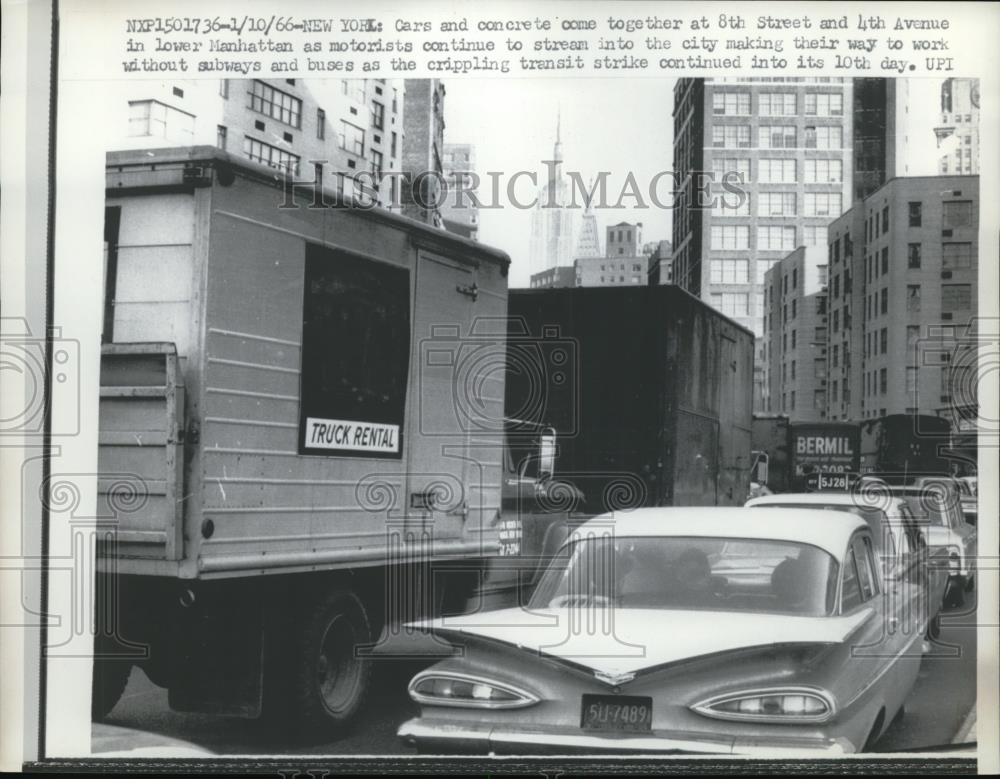 1966 Press Photo New York  Traffic during aTransit Strike at Lower Manhattan NYC - Historic Images