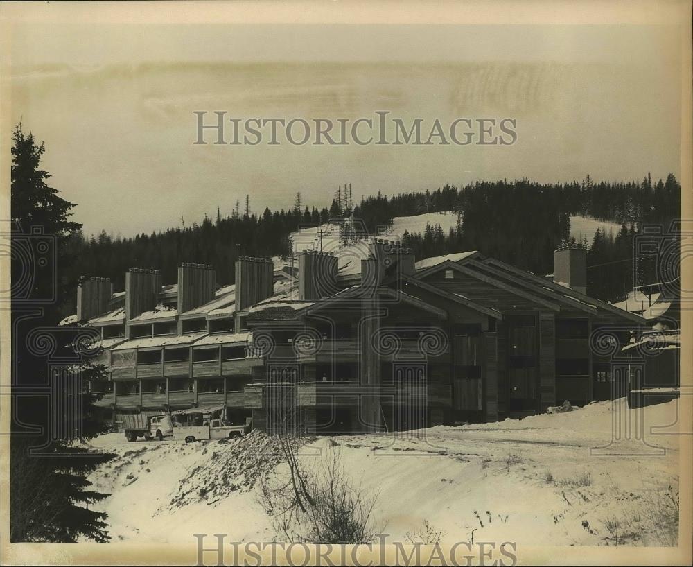 1989 Press Photo Edelweiss Condominium Complex at The Big Mountain Ski Resort - Historic Images