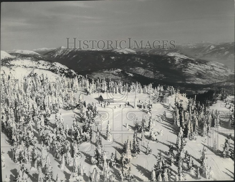 1969 Press Photo An aerial view of the Red Mountain Skiing Area in Canada - Historic Images