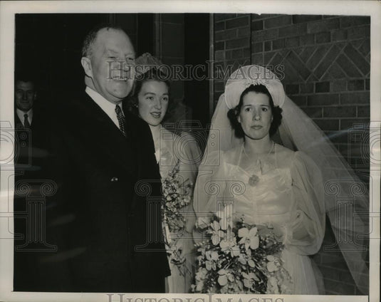 1941 Press Photo New York Police Commissioner Lewis Valentine, Daughters NYC - Historic Images