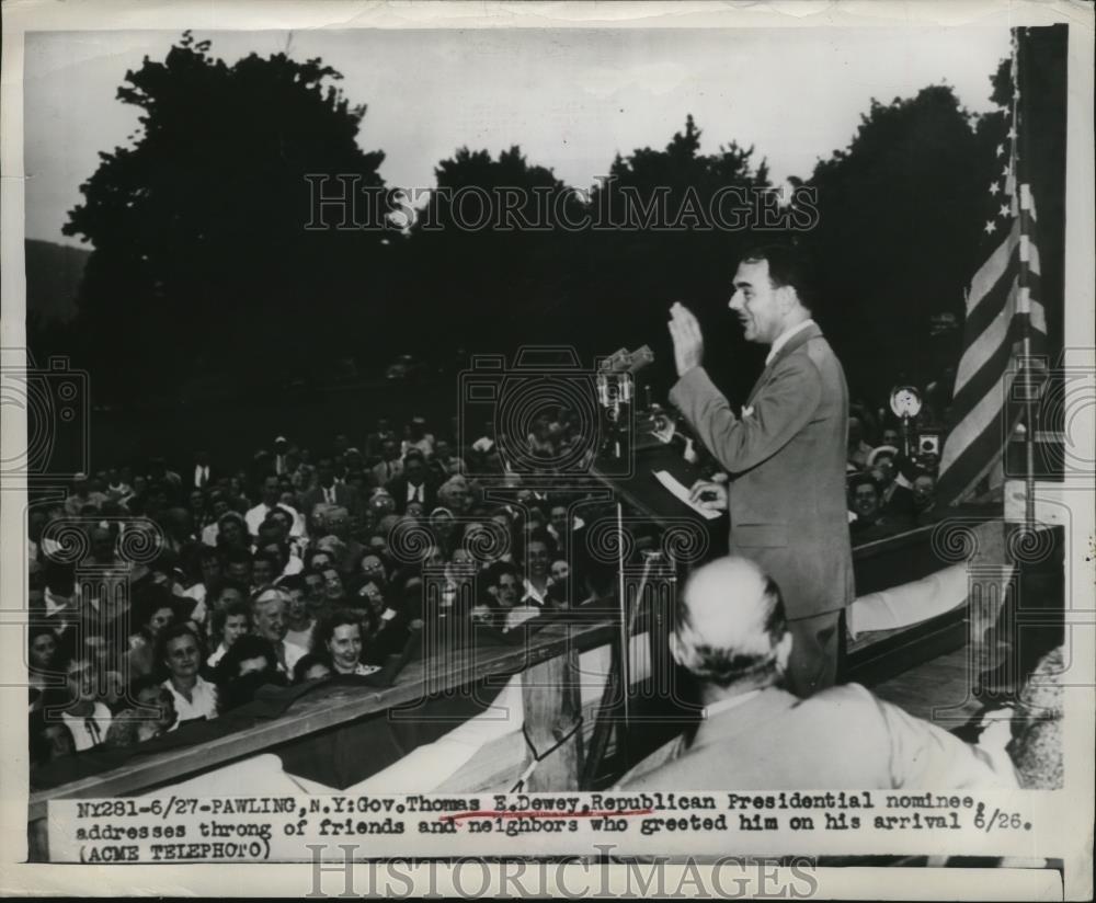 1948 Press Photo New York Gov.Thomas E.Dewey, address throng of friends in NYC - Historic Images