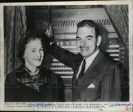 1950 Press Photo New York Gov Thomas E Dewey& wifeat voting in NYC - neny25419 - Historic Images