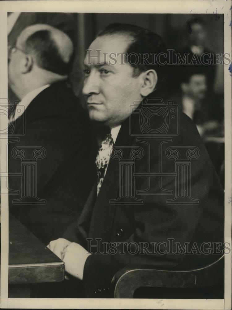 1946 Press Photo New York Druggist Benjamin Feldman In Court NYC - neny26342 - Historic Images